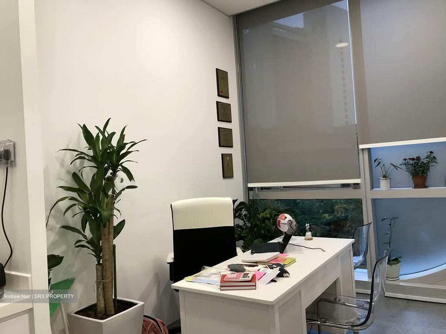 Sbf Center (D1), Office #570015111